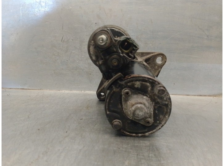 Recambio de motor arranque para toyota auris 1.4 16v cat referencia OEM IAM 281000D130 0001107434 BOSCH