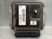 Recambio de centralita motor uce para opel astra j lim. excellence referencia OEM IAM 55579443 MB2757001190 DENSO