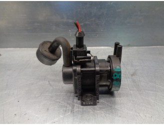 Recambio de electrovalvula vacio para volvo v40 familiar 1.9 diesel referencia OEM IAM 4522371 4715396 4534375