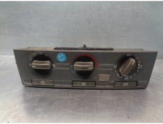 Replacement heating / air conditioning control unit for Volvo V40 Estate 1.9 Diesel OEM IAM reference 9041704797 