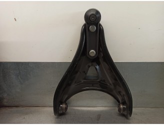 Recambio de brazo suspension inferior delantero izquierdo para renault 21 berlina (b/l48) referencia OEM IAM 4554681  