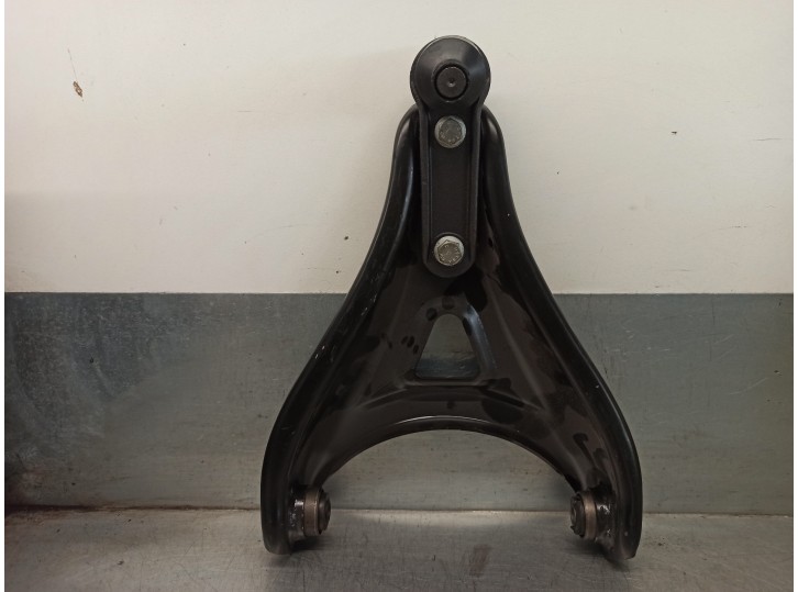 Recambio de brazo suspension inferior delantero izquierdo para renault 21 berlina (b/l48) referencia OEM IAM 4554681  