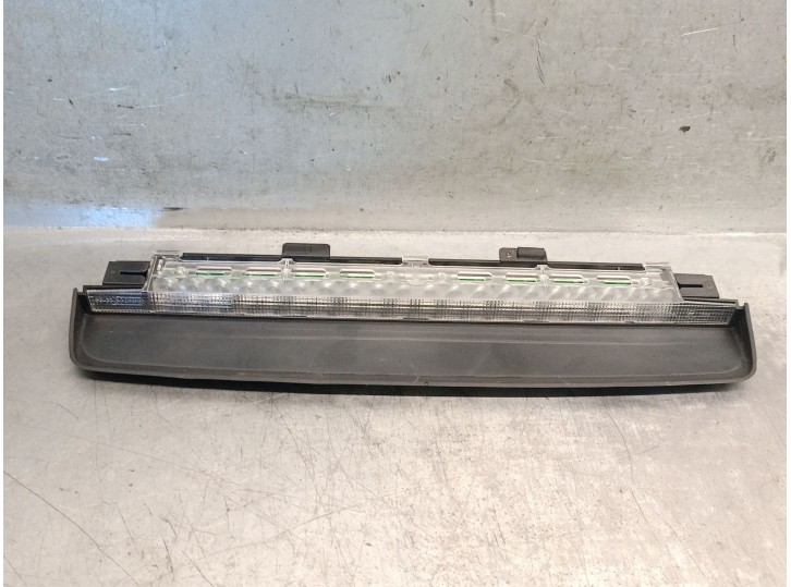 Recambio de luz central de freno para bmw 5 (f10) 530 d referencia OEM IAM 63257230799 63257230801 