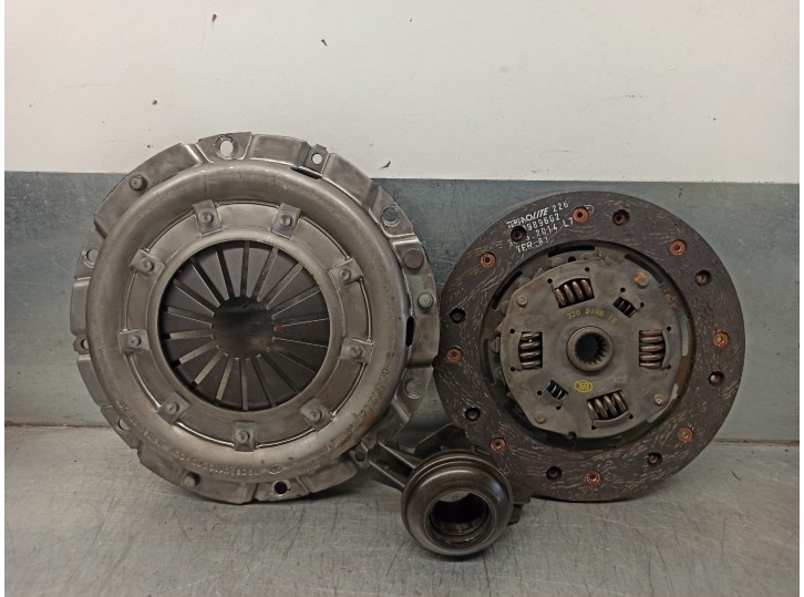 Recambio de kit embrague para seat ibiza referencia OEM IAM 120011210 120011210 KYB