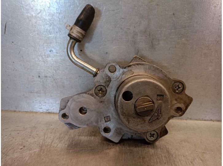 Recambio de bomba aceite para subaru outback (b15) 2.0 diesel cat referencia OEM IAM 15030AA040  