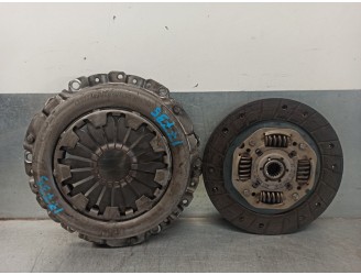 Recambio de kit embrague para ford puma (cce) 1.4 16v cat referencia OEM IAM 1041766 689774 VALEO