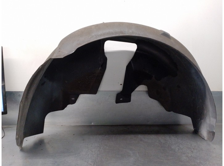 Recambio de paso rueda trasero derecho para seat leon (1p1) 1.2 tsi referencia OEM IAM 1P0810970A CESTA 47-A