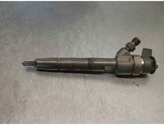 Recambio de inyector para mercedes-benz clase b (w245) 2.0 cdi cat referencia OEM IAM A6400700787 0445110167 BOSCH