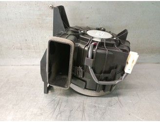 Recambio de motor calefaccion para toyota yaris (_p13_) 1.5 hybrid (nhp130_) referencia OEM IAM G923052040 G923052040 