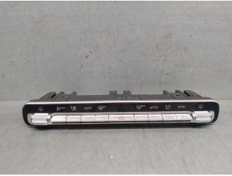 Recambio de mando climatizador para mercedes-benz gla (h247) gla 200 d 4-matic (247.713) referencia OEM IAM A2479056703 A2479056