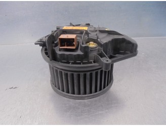 Recambio de motor calefaccion para audi a4 avant (8e) 1.9 tdi referencia OEM IAM 8E1820021E  