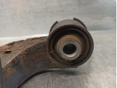 Recambio de brazo suspension superior delantero izquierdo para land rover discovery 2.7 td v6 cat referencia OEM IAM RBJ500232 