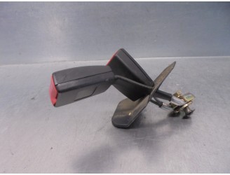 Replacement seatbelt buckle for Audi A4 Avant (8E) 1.9 TDI OEM IAM reference 8E0857739 REAR LEFT CENTRE