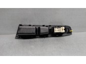 Recambio de mando elevalunas delantero derecho para toyota yaris 1.0 cat referencia OEM IAM 742310D690  