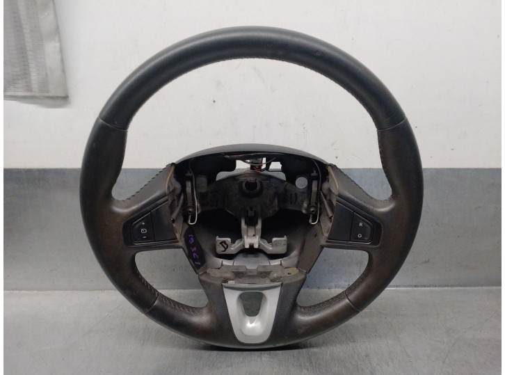 Recambio de volante para renault megane iii sport tourer 1.5 dci diesel referencia OEM IAM 484306291R  