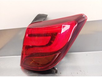 Recambio de piloto trasero derecho para toyota yaris 1.0 cat referencia OEM IAM 815510D610  5 PUERTAS