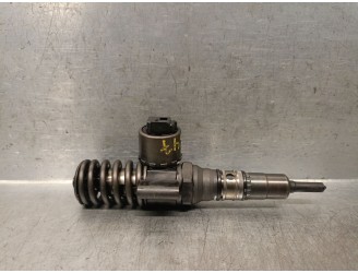 Recambio de inyector para volkswagen touran (1t1, 1t2) 2.0 tdi referencia OEM IAM 03G130073B 0414720403 BOSCH