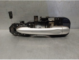 Recambio de maneta exterior delantera derecha para renault megane iii sport tourer 1.5 dci diesel referencia OEM IAM 806060042R 