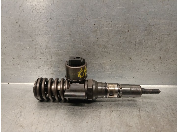 Recambio de inyector para volkswagen touran (1t1, 1t2) 2.0 tdi referencia OEM IAM 03G130073B 0414720403 BOSCH
