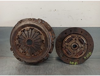 Recambio de kit embrague para renault 19 1.8 f3p referencia OEM IAM 7701466296 183526 VALEO