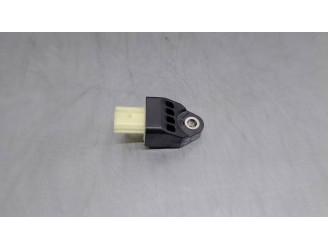 Recambio de sensor impacto para toyota yaris 1.0 cat referencia OEM IAM 898310D090 831ALUWN15 DENSO