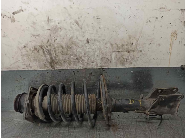 Replacement front left shock absorber for Fiat Doblo (119) 1.3 16V Multijet Active com. (55kW) OEM IAM reference 517563