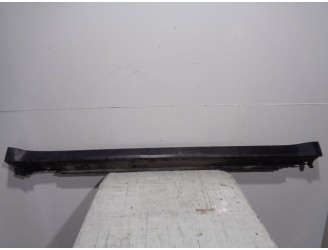 Recambio de faldon lateral para subaru legacy kombi/outback b14 2.0 diesel cat referencia OEM IAM 4273961 NEGRO EZQUIERDO