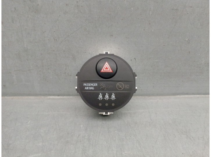 Recambio de warning para toyota yaris 1.0 cat referencia OEM IAM 839500D050A  