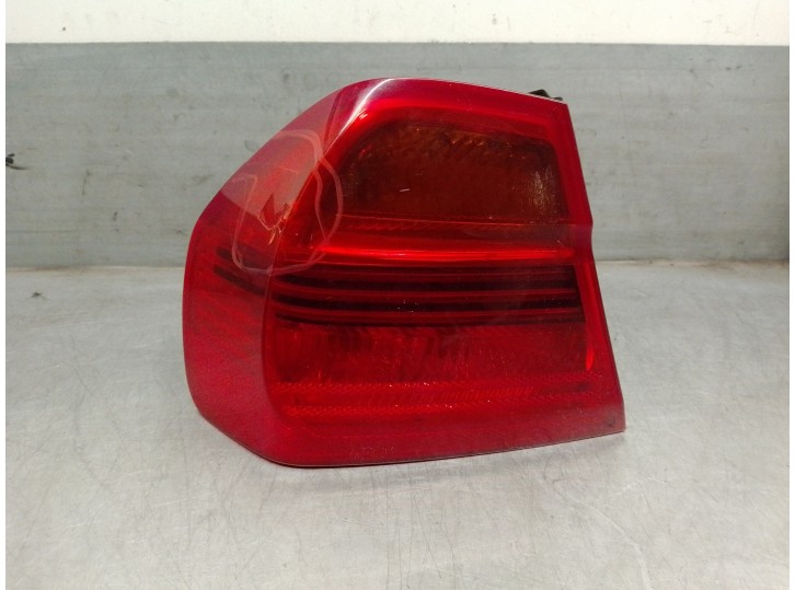 Replacement rear left light for BMW 3 Series Saloon (E90) 2.0 16V Diesel OEM IAM reference 6937457 WING 4 DOORS