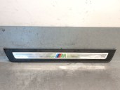 Recambio de molduras delanteras para bmw 5 (f10) 530 d referencia OEM IAM 51478050049 51478050053 