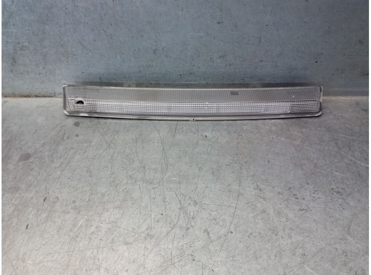 Recambio de luz central de freno para opel corsa f (p2jo) 1.2 (68) referencia OEM IAM 9689043280 