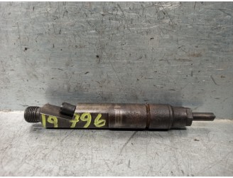 Recambio de inyector para peugeot boxer caja cerrada (rs3200)(230)(´02) 2.5 turbodiesel cat referencia OEM IAM 0432193728 043219