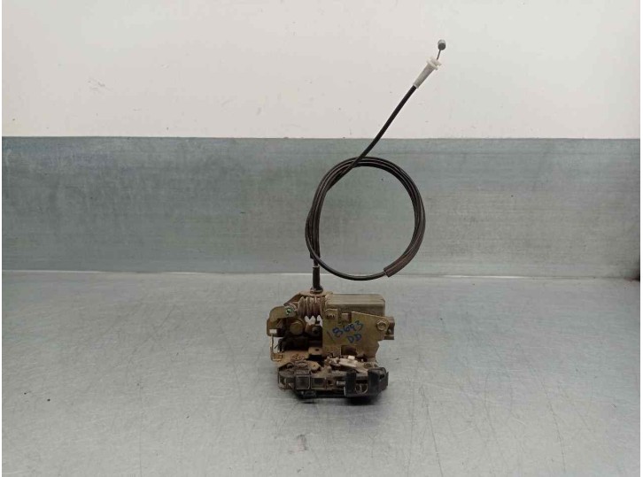 Recambio de cerradura puerta delantera derecha para renault clio ii fase i (b/cbo) 1.4 16v referencia OEM IAM 7701045305 2 PINES