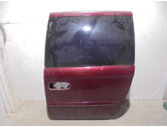 Recambio de puerta lateral corredera izquierda para chrysler voyager (rg) 2.4 lx (i) referencia OEM IAM 4894481AB GRANATE 5 PUER