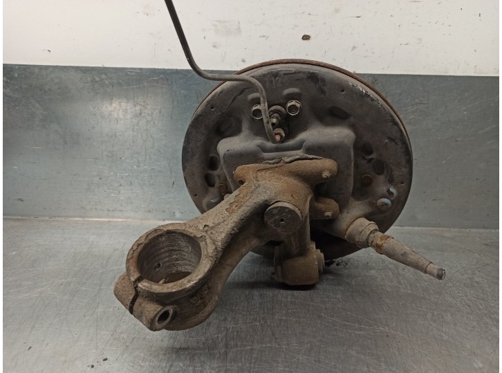 Recambio de mangueta trasera izquierda para suzuki swift sf berlina (ma) 1.3 cat referencia OEM IAM 4615060B00  