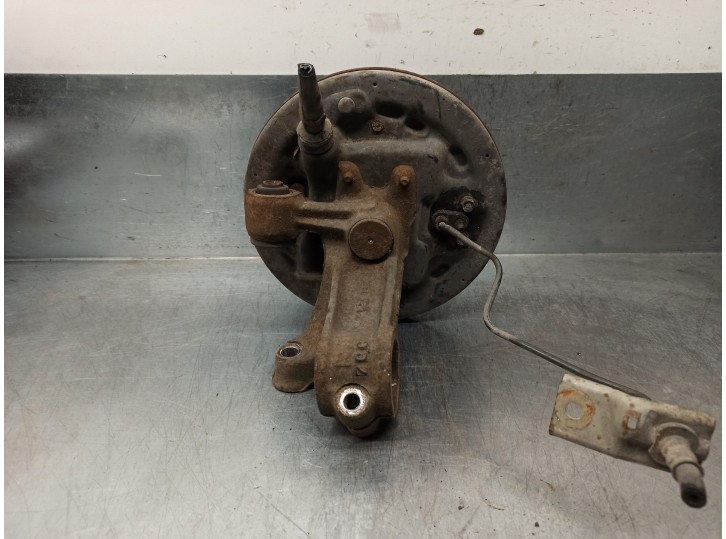 Recambio de mangueta trasera derecha para suzuki swift sf berlina (ma) 1.3 cat referencia OEM IAM 4611060B00  