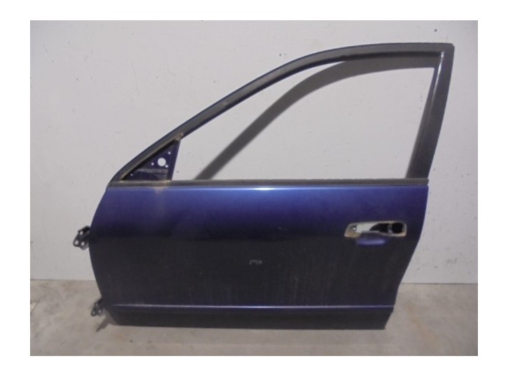 Recambio de puerta delantera izquierda para mitsubishi galant berlina (ea0) 2000 gls climatizado referencia OEM IAM MR273243 AZU