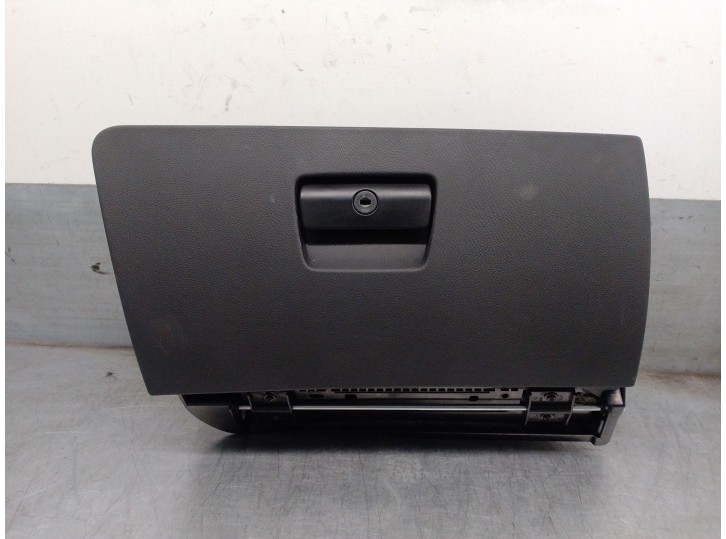 Recambio de guantera para bmw serie 3 berlina (e90) 2.0 16v diesel referencia OEM IAM 51167075579 72758411 