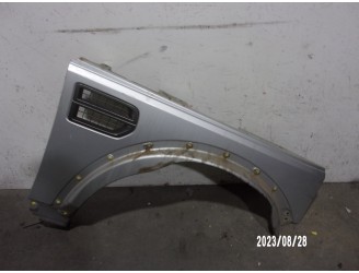 Recambio de aleta delantera derecha para land rover discovery 2.7 td v6 cat referencia OEM IAM ASB780020 GRIS 