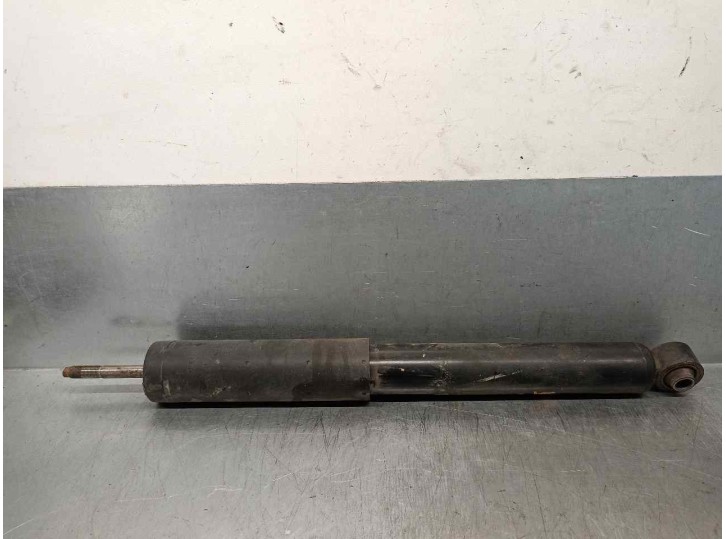 Recambio de amortiguador trasero izquierdo para kia sorento 2.5 crdi referencia OEM IAM 553103E500 SACHS