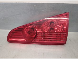 Recambio de piloto trasero derecho para peugeot 607 (s2) 2.7 hdi fap cat (uhz / dt17ted4) referencia OEM IAM 9658165080 DE PORTO