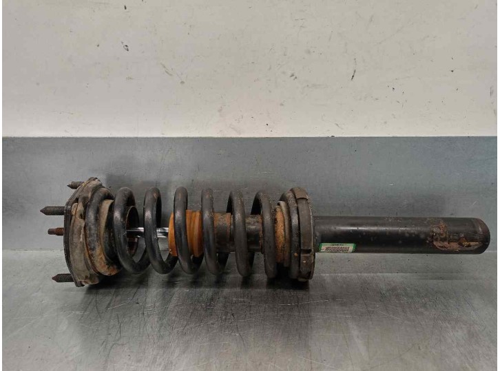 Replacement front right shock absorber for Jeep Grand Cherokee (WH) 3.0 CRD CAT OEM IAM reference 52089806AJ 