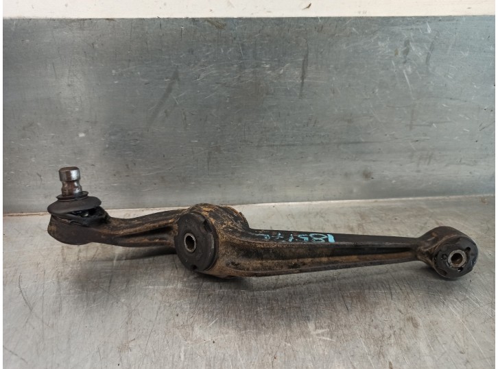 Recambio de brazo suspension inferior delantero derecho para peugeot 309 1.9 diesel cat referencia OEM IAM 352141 