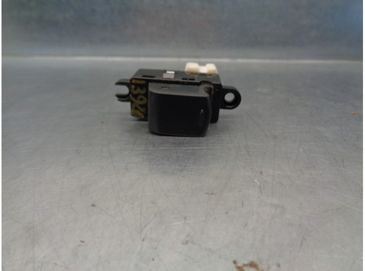 Recambio de mando elevalunas delantero derecho para nissan micra (k13) 1.2 cat referencia OEM IAM 809601HD5A 