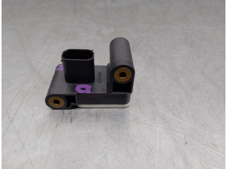 Recambio de sensor impacto para bmw serie 3 berlina (e90) 2.0 16v diesel referencia OEM IAM 6911003 0285003900 BOSCH