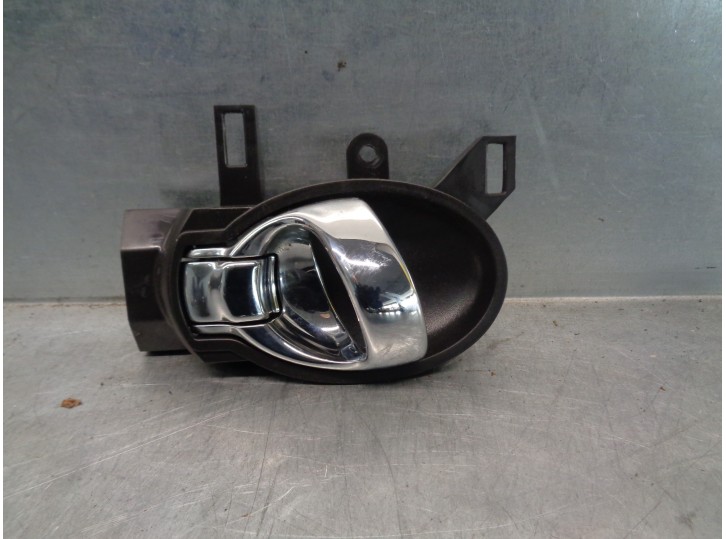 Recambio de maneta interior trasera derecha para nissan micra (k13) 1.2 cat referencia OEM IAM 806701HB0B  