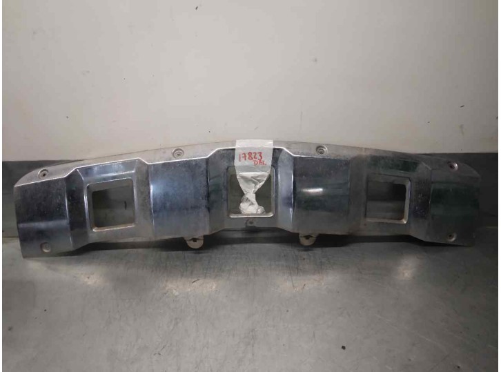 Recambio de molduras delanteras para mercedes-benz clase gl (x164) 4.7 v8 referencia OEM IAM A1648850422  