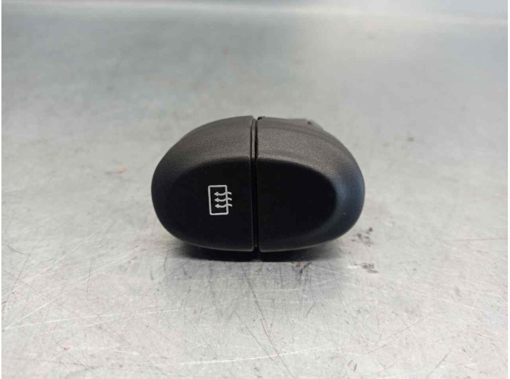Replacement control switch for Renault Scenic RX4 (JA0) 1.9 dCi OEM IAM reference 