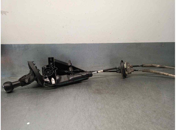 Recambio de palanca cambio para peugeot partner kombi 1.6 16v hdi referencia OEM IAM 9683348980  