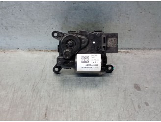 Recambio de motor apertura trampillas climatizador para mg mg zs suv (azs1) 1.5 vti referencia OEM IAM ASMCJ40536  